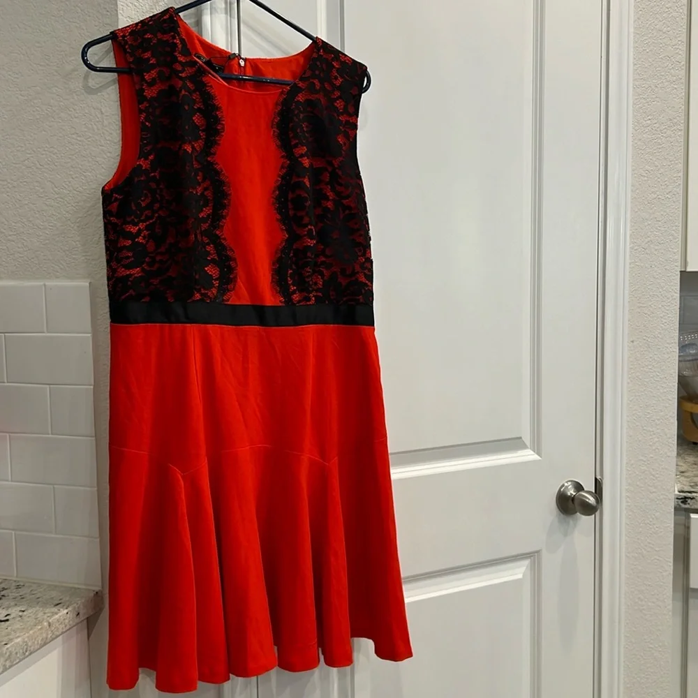 Brand New Size 12 Red Dress with Black Lace Designs - Picture 1 of 5